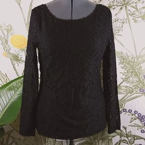 3/$15 White House Black Market Top